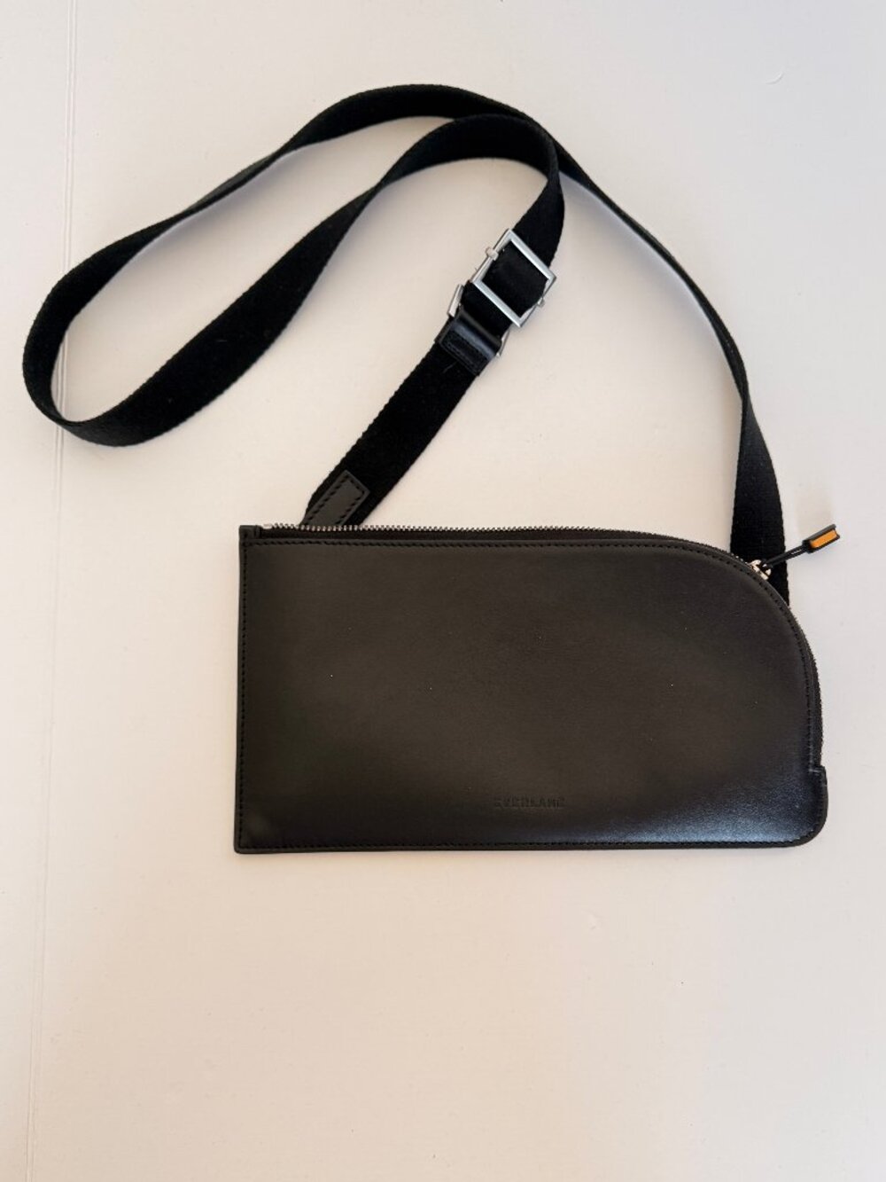 Everlane The Italian Leather Sling Bag Black